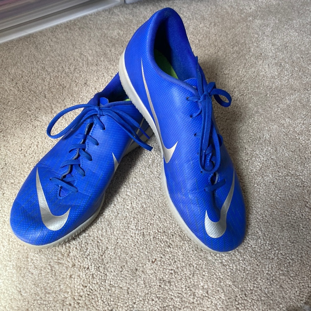 5.5 Y Blue Mercurial Indoor Soccer Shoes
